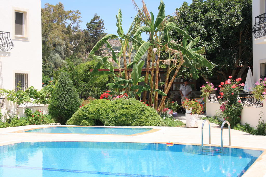 Paradise Garden Gumusluk Evleri Aparthotel Exterior foto