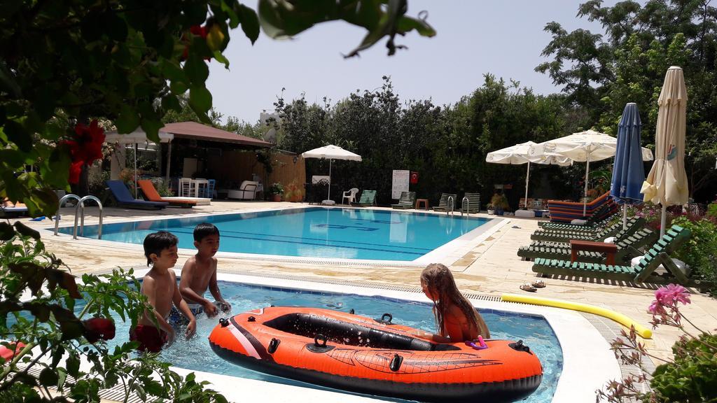 Paradise Garden Gumusluk Evleri Aparthotel Exterior foto